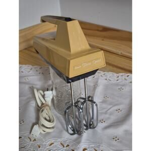 VTG Sears Roebuck 3-Speed HAND Mixer Harvest Gold/Woodgrain Works